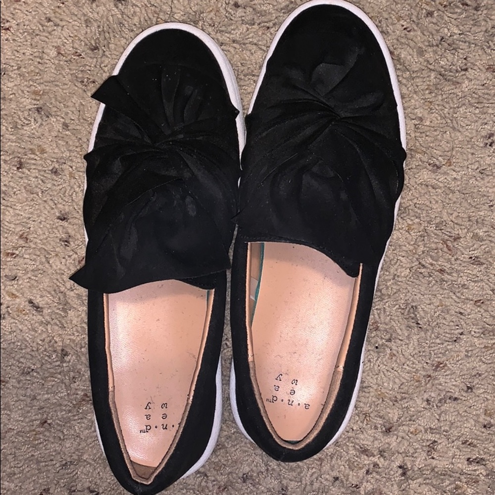 A New Day Bow Slipons Ladies Sz 8